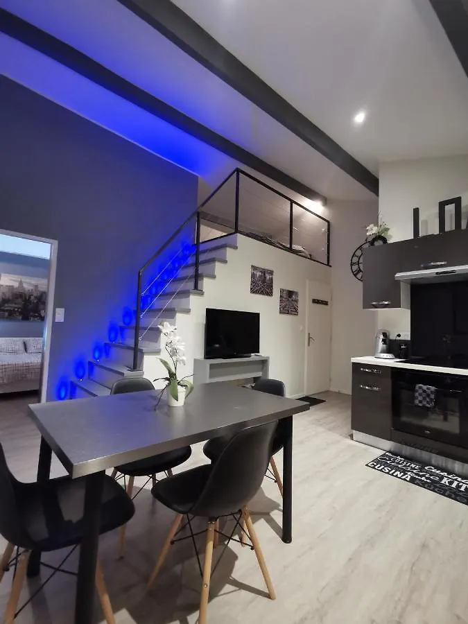Loft, Studio And Love Rooms Apartment