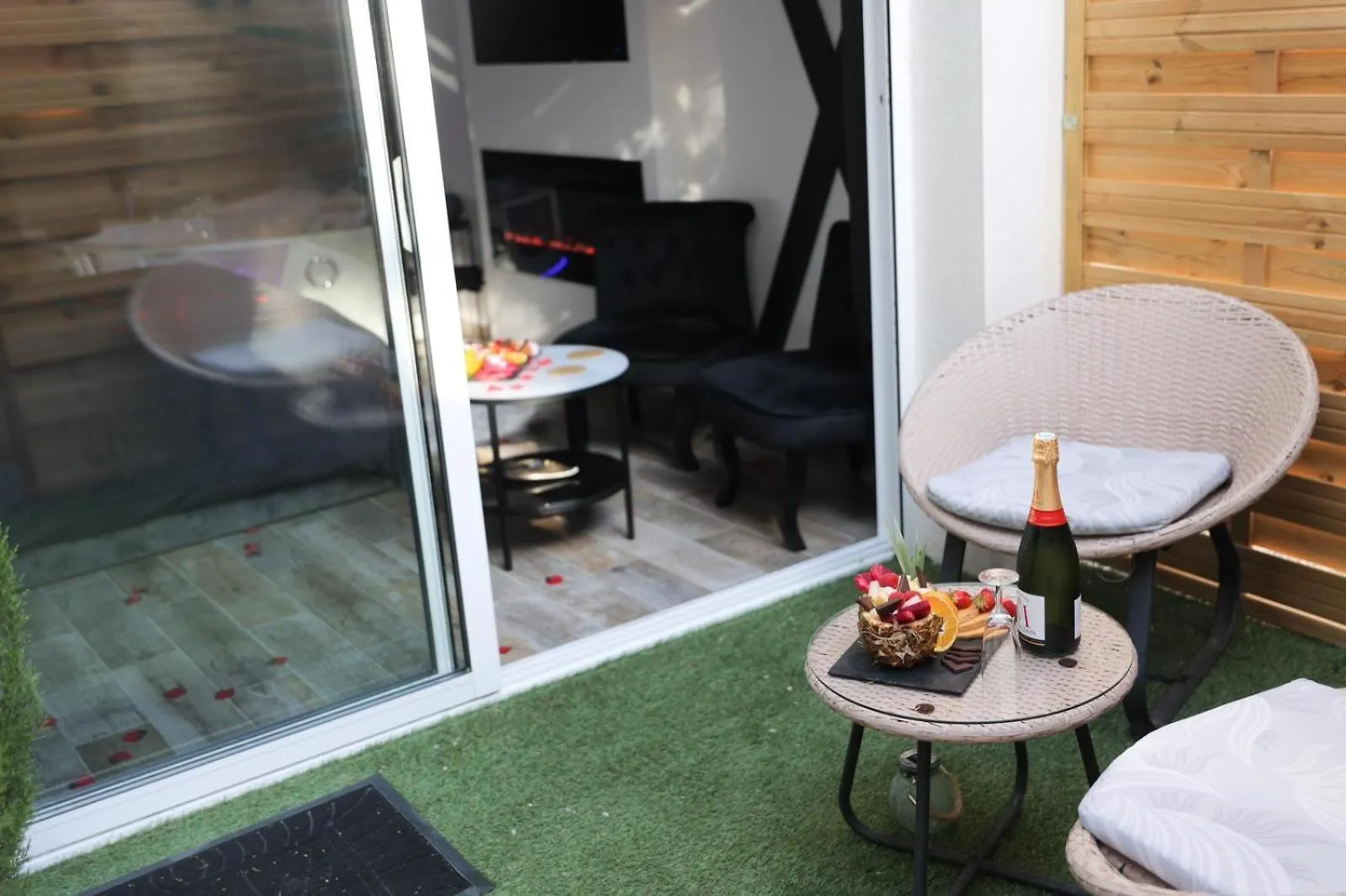 Apartment Loft, Studio And Love Rooms