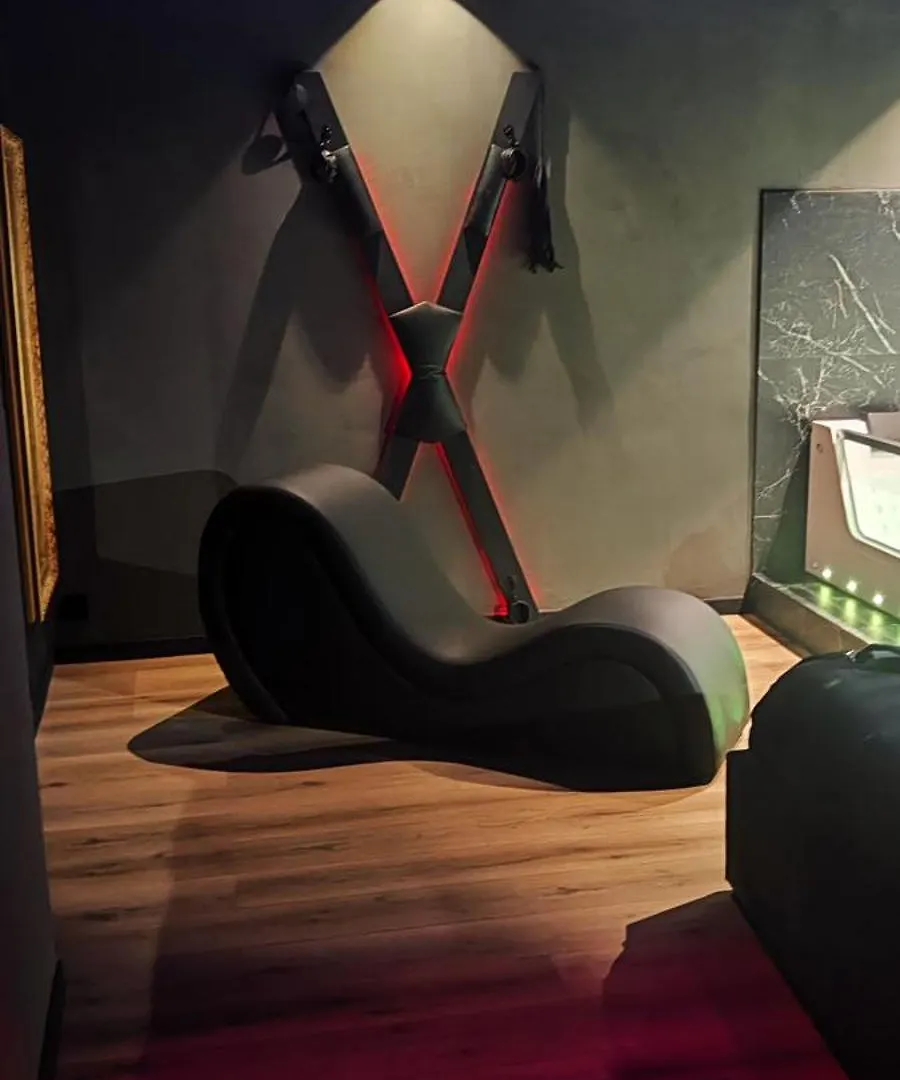 Loft, Studio And Love Rooms