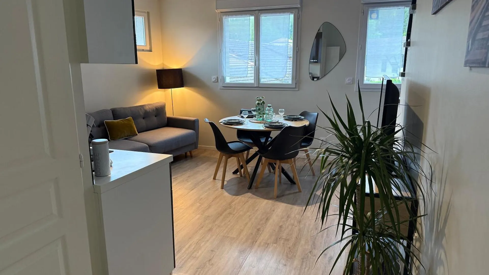 Loft, Studio And Love Rooms France