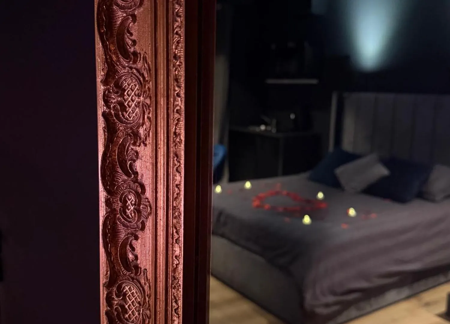 Loft, Studio And Love Rooms France