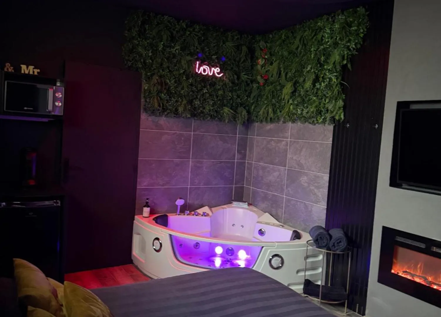 Loft, Studio And Love Rooms Apartment Bourg-Saint-Christophe