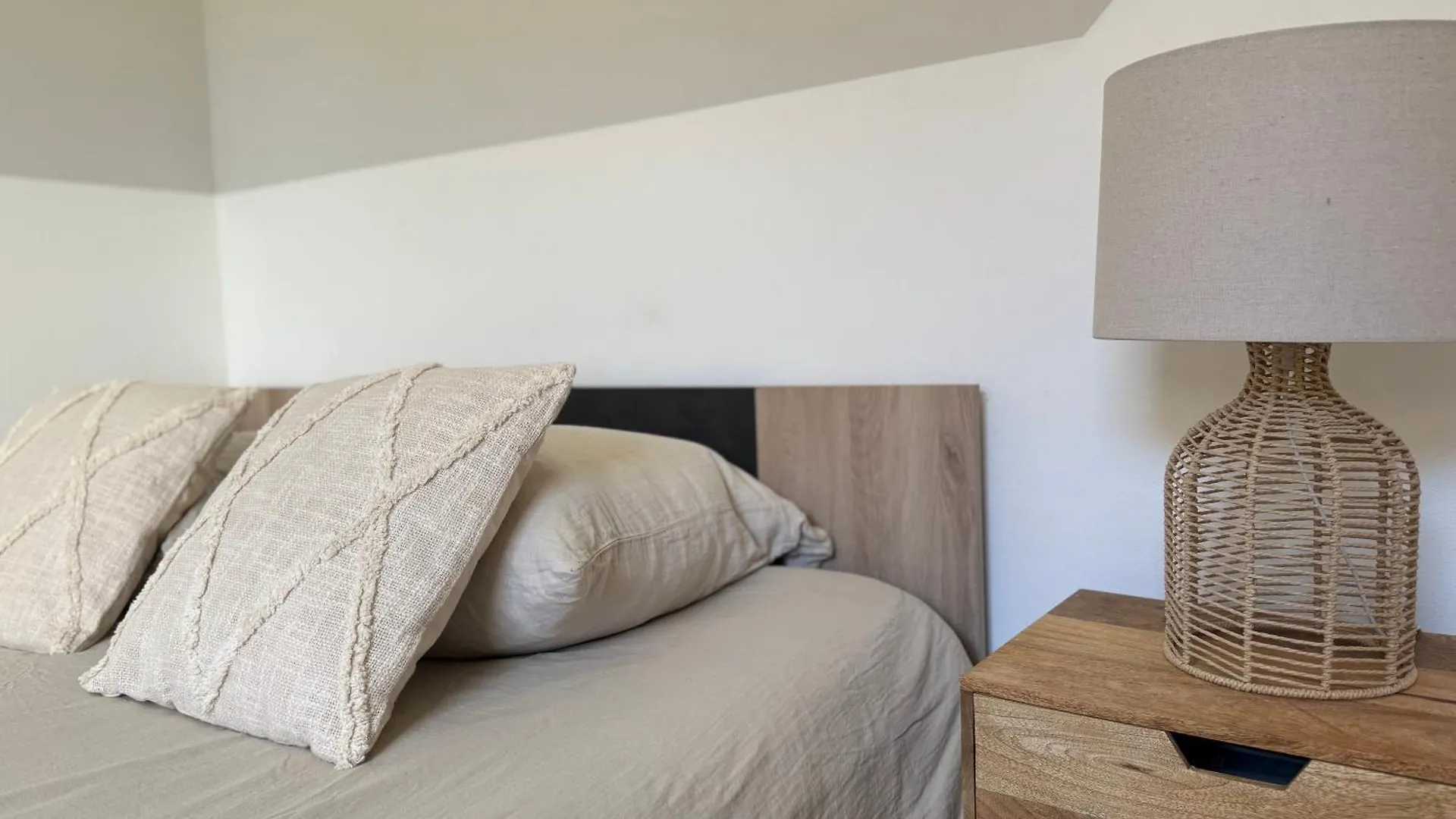 Loft, Studio And Love Rooms Bourg-Saint-Christophe