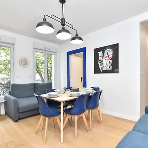 https://cosy-1br-place-saint-fargeau-apartment.fr-paris.fr